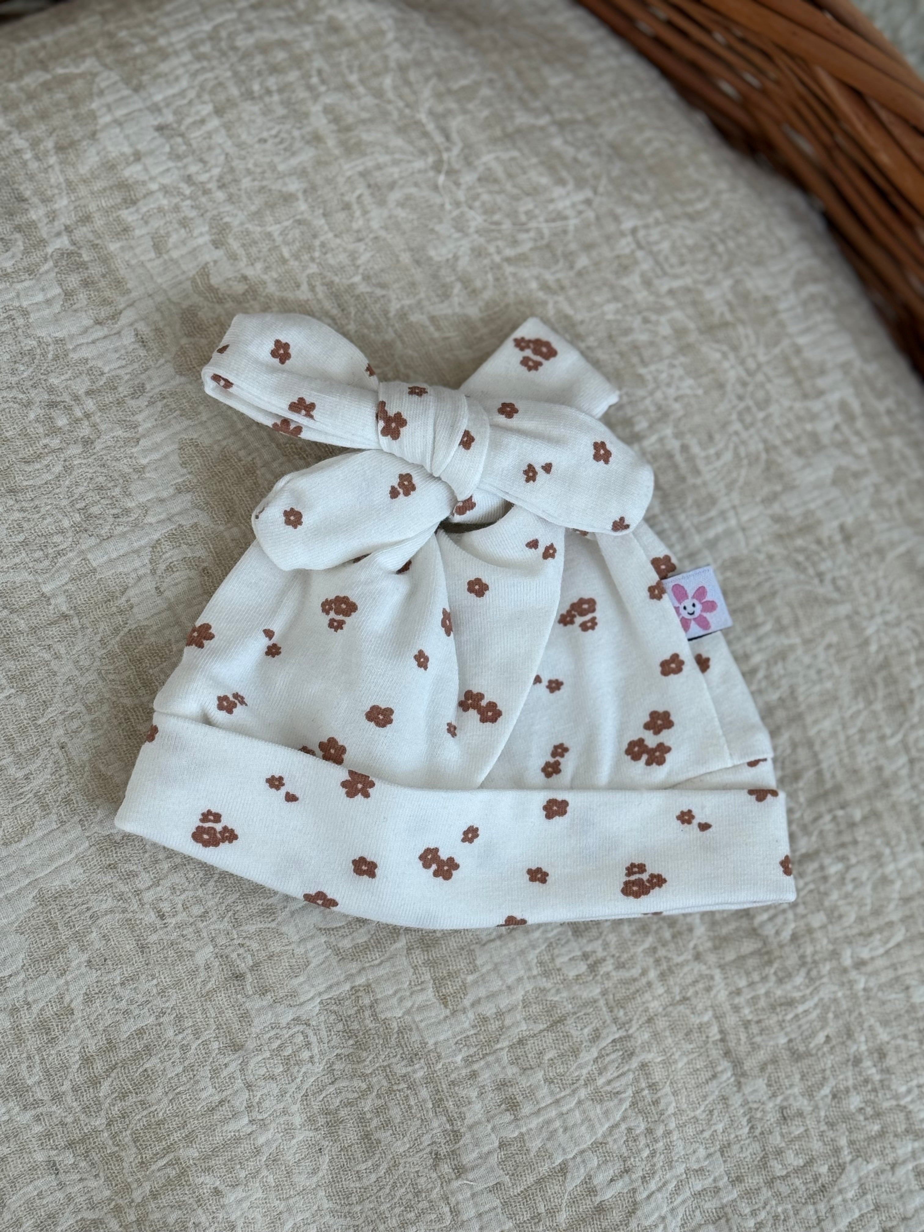 Mutsje strik - cute flower - For Your Little Cutie