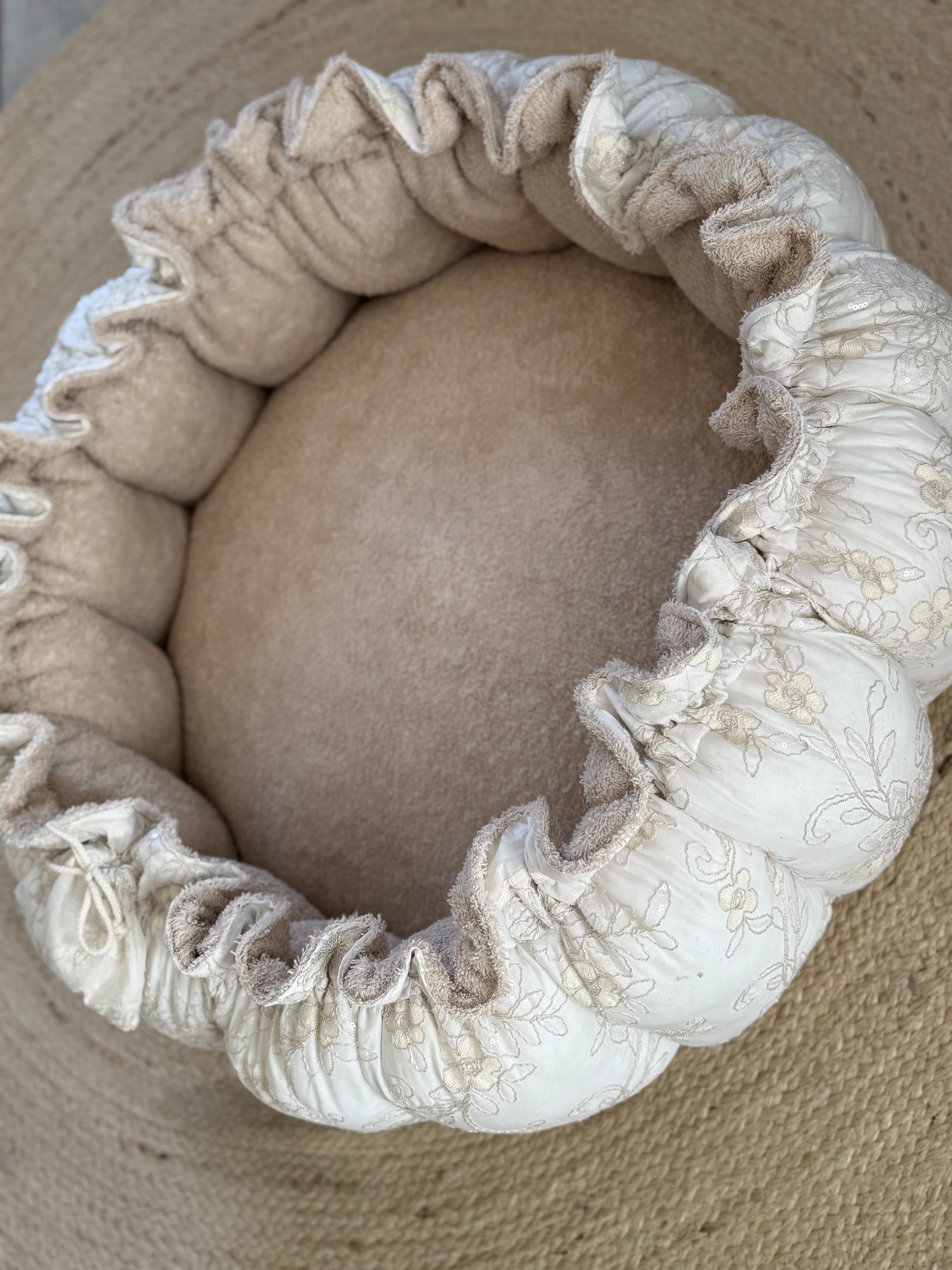 Babynest Dahlia — Bloem Floral - For Your Little Cutie