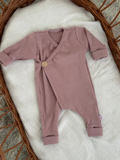 Unisex-Strampelanzug aus geripptem Jersey – Rosa