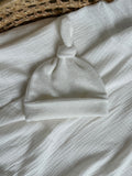 Mutsje - Velours Off White - For Your Little Cutie