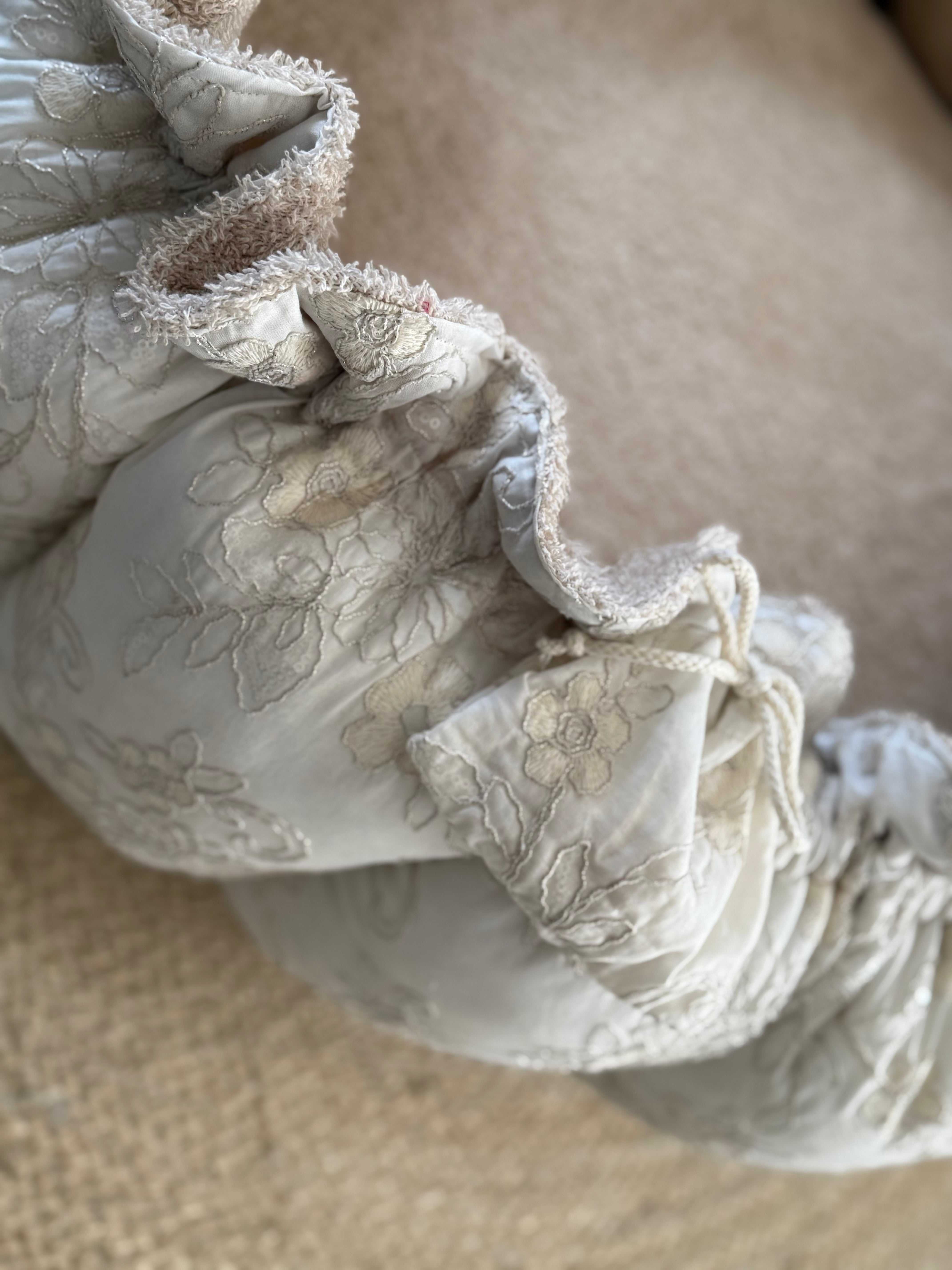 Babynest Dahlia — Bloem Floral - For Your Little Cutie