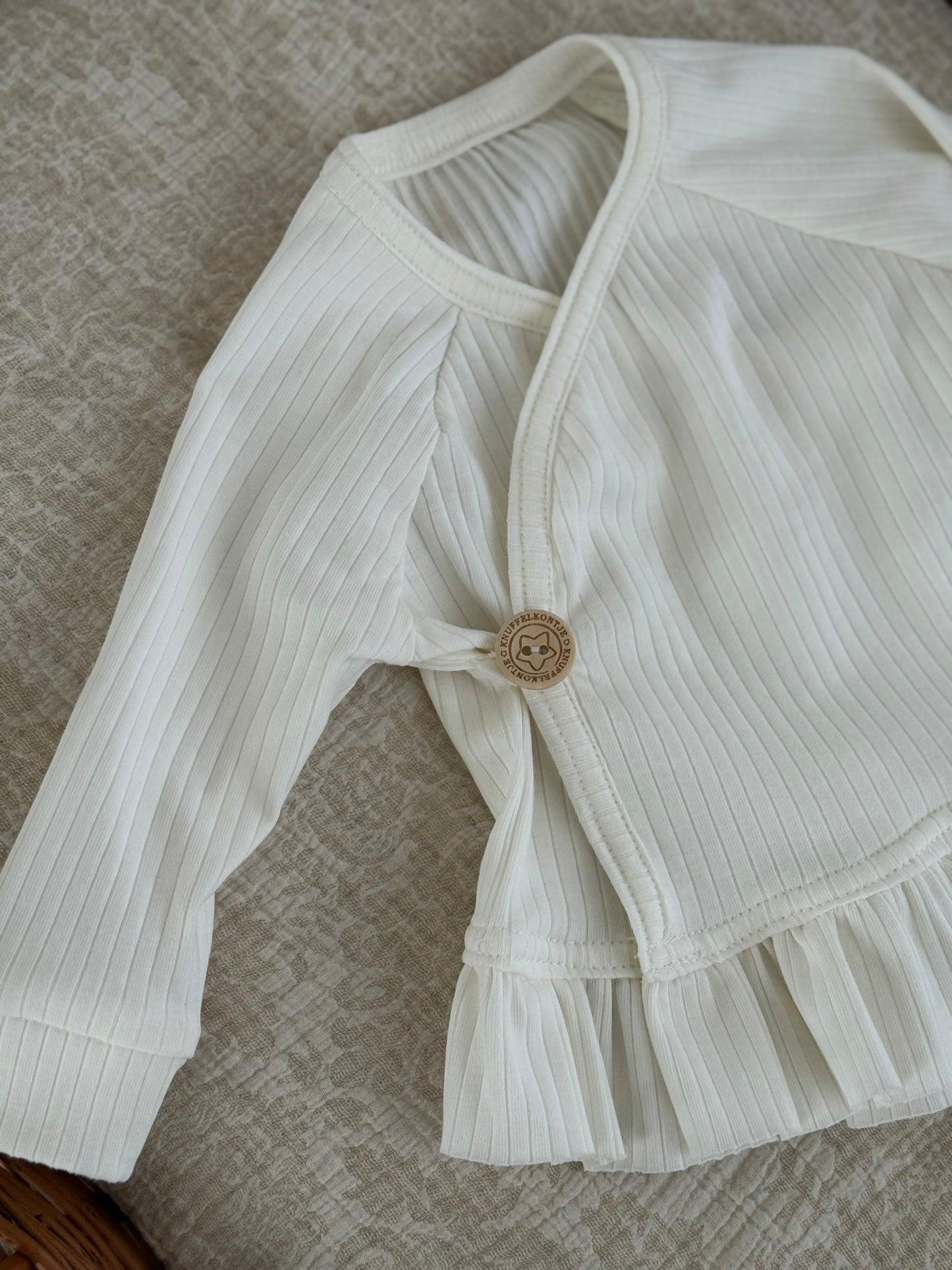 Wickelshirt Rüschenjersey Rippe - off white