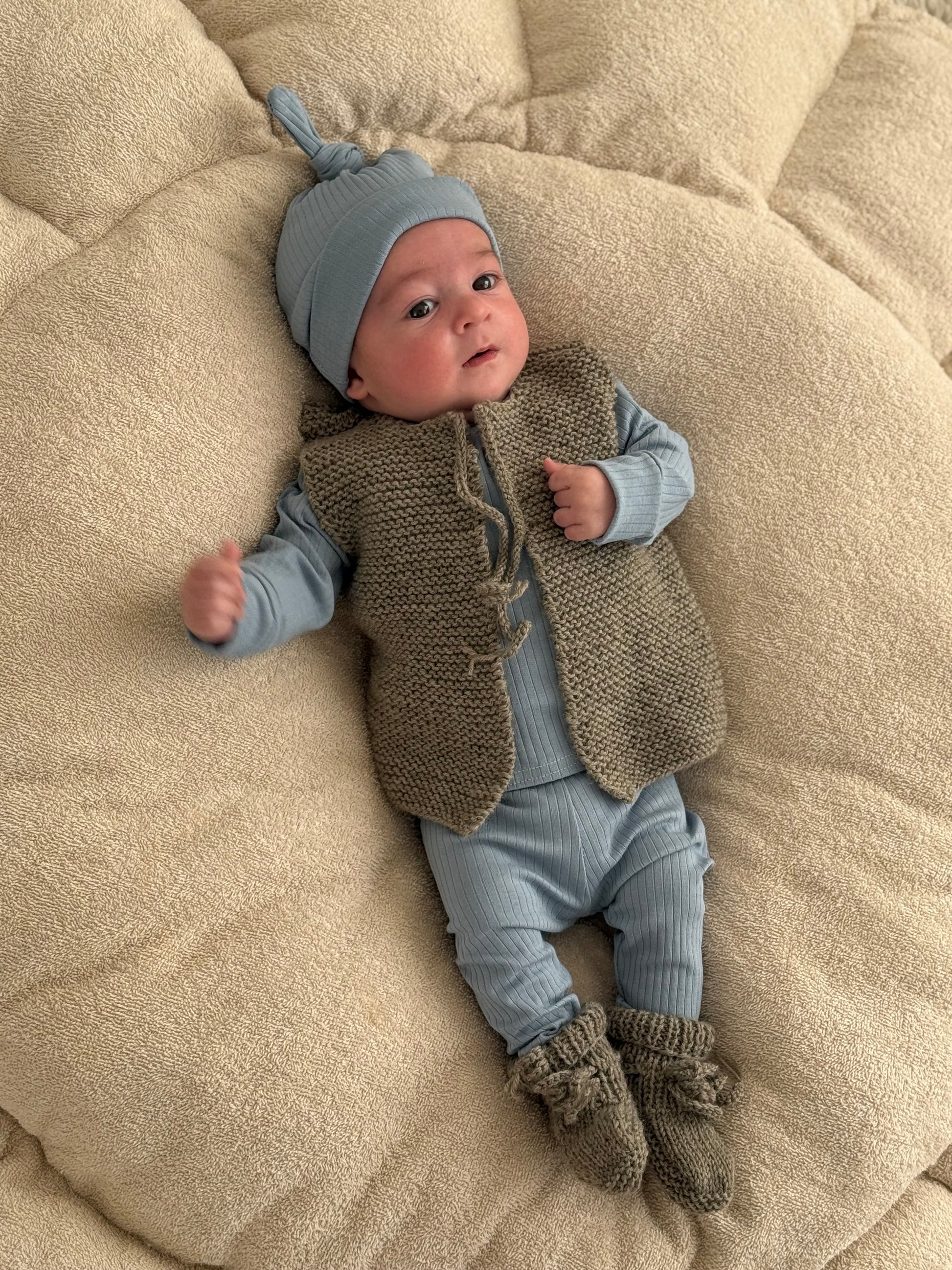 Gilletje merino wol unisex - taupe - For Your Little Cutie