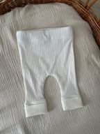 Dahlia Broekje - Jersey Rib Ecru - For Your Little Cutie