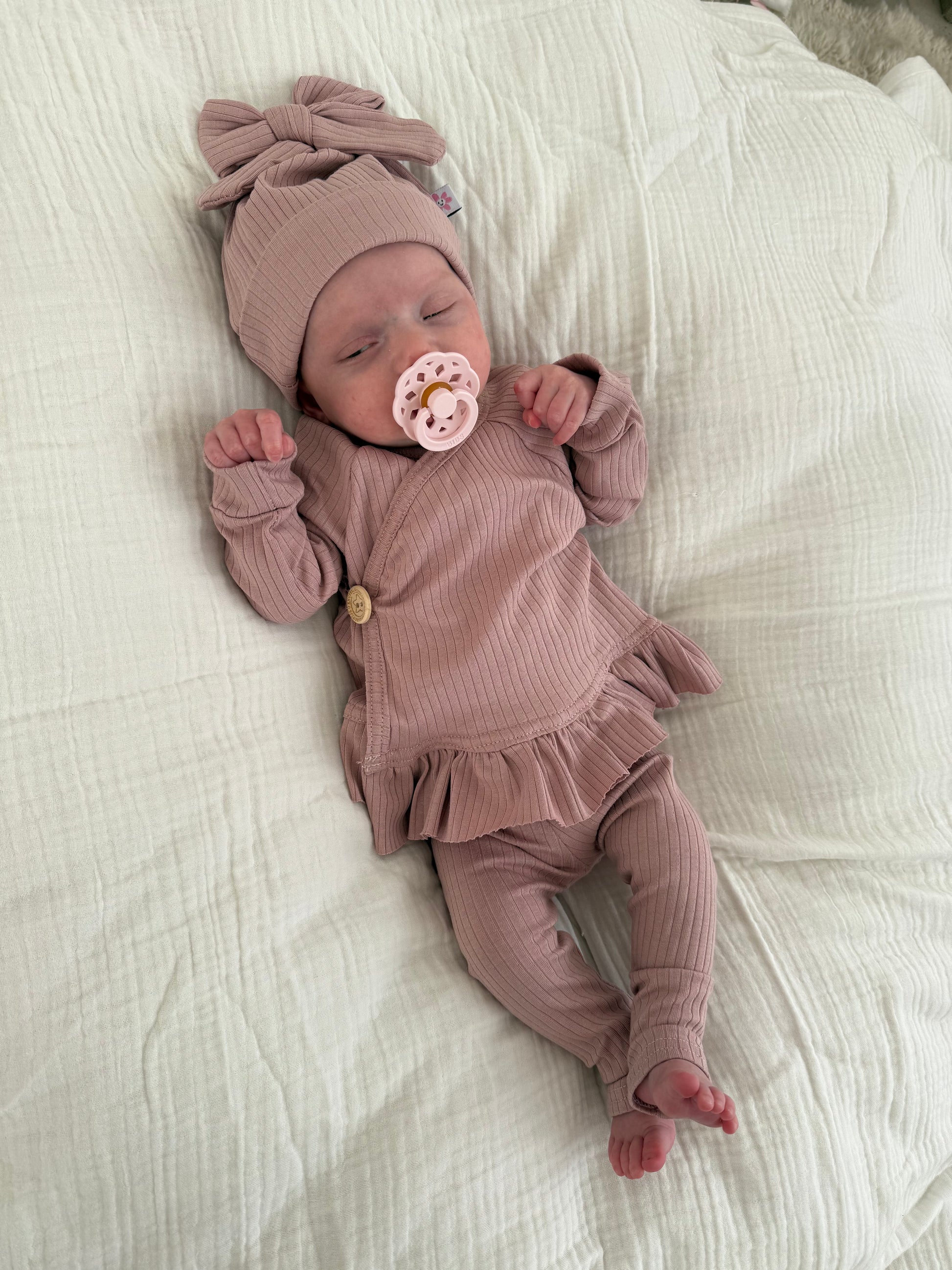 Overslagshirt ruffle jersey rib - roze - For Your Little Cutie