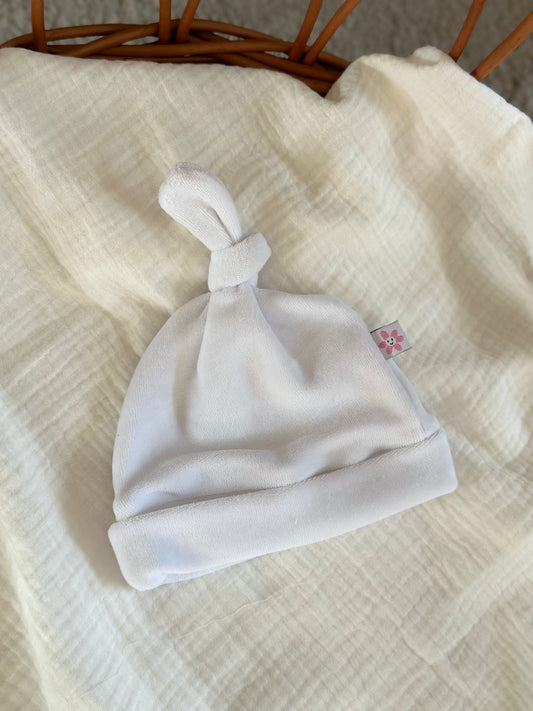 Mutsje - Velours wit - For Your Little Cutie