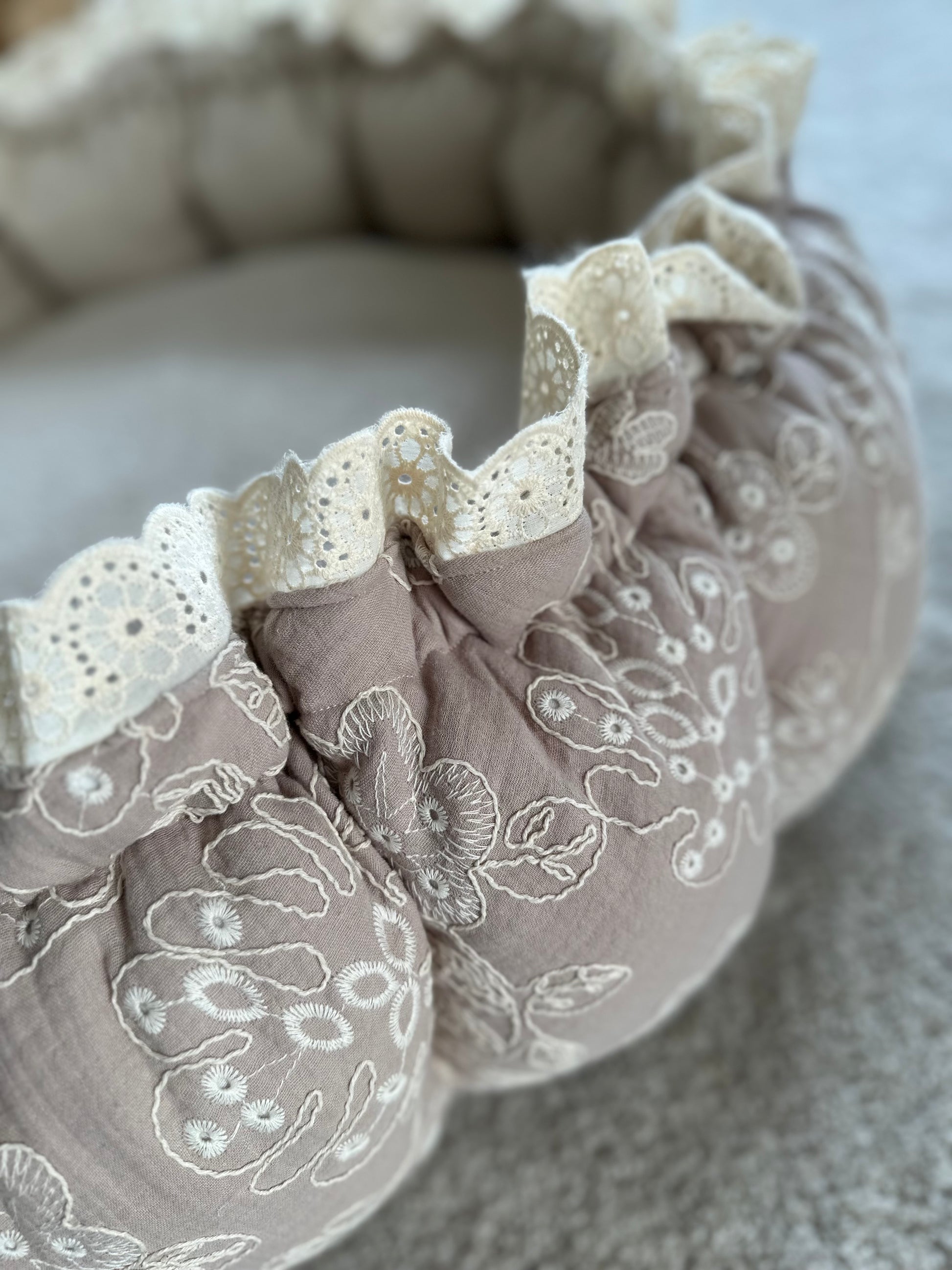 Babynest Mousseline - Beige flower - For Your Little Cutie