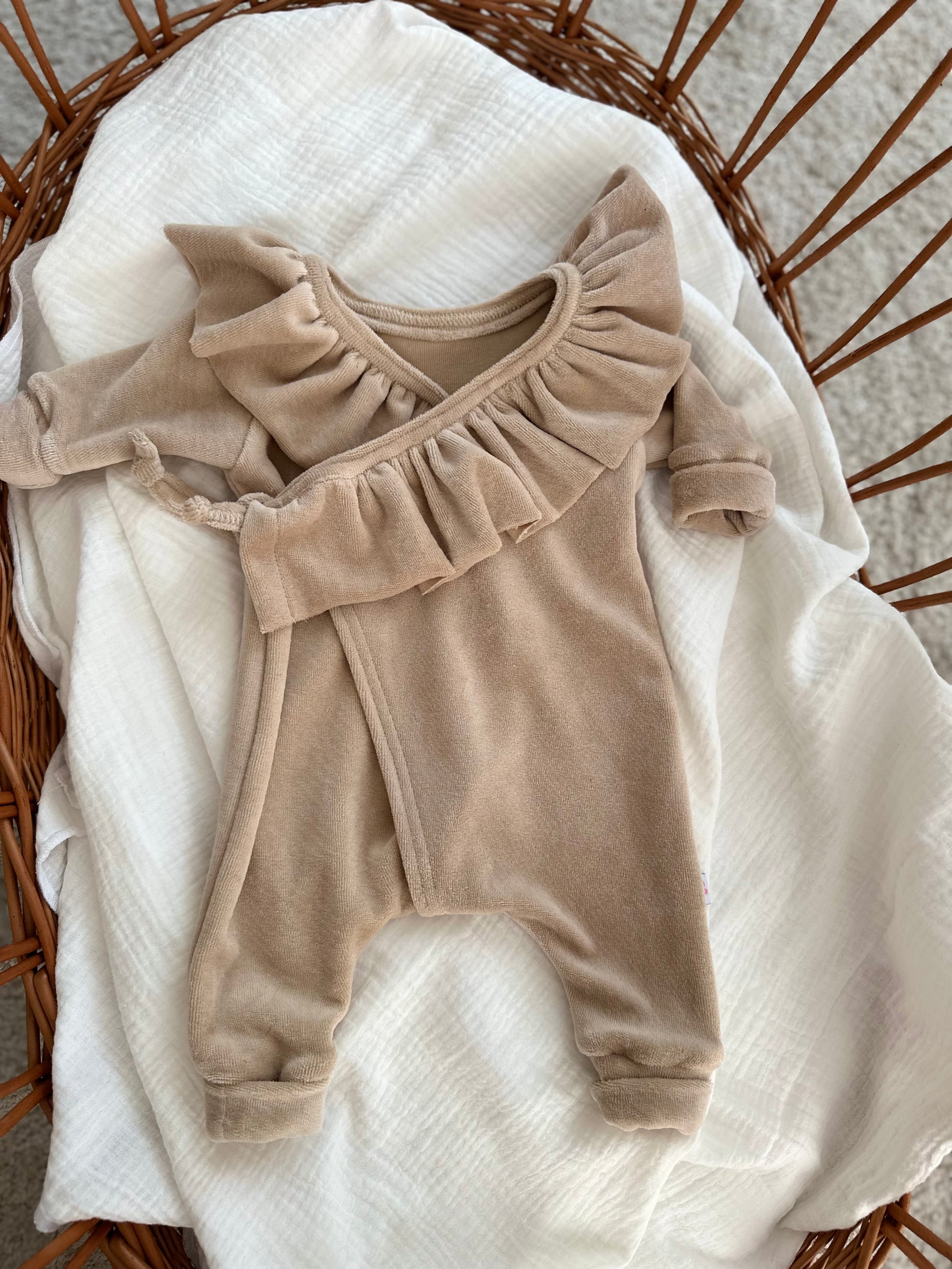 Overslagboxpakje - Velours Sand - For Your Little Cutie