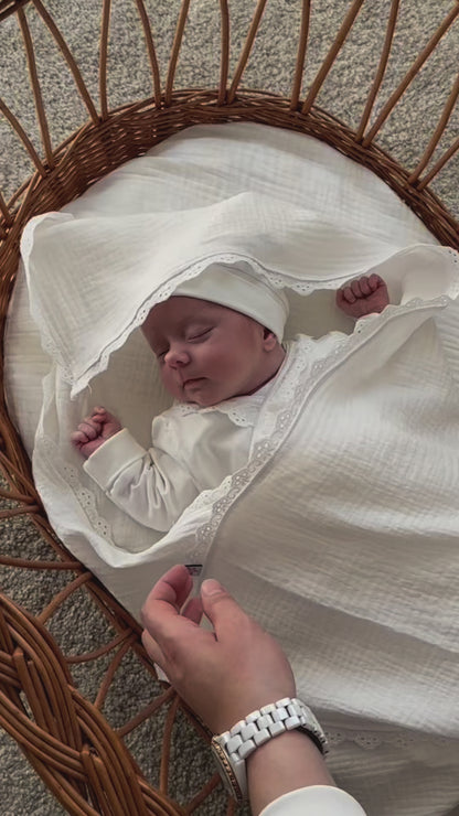 Newborn Set 6 teilig - Stickerei off white